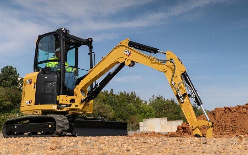 Mini Escavadeira CAT 302.7 Mini Escavadeira CAT 302.7